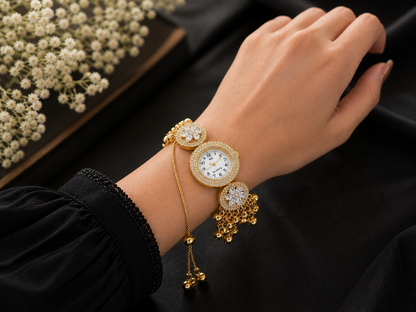 Elegant Gold Bracelet Watch for Women with Crystal Design & Adjustable Chain